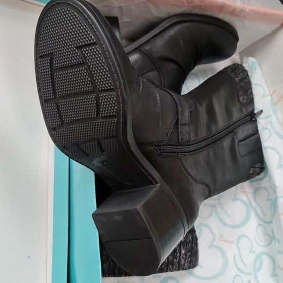 BareTraps Wylla Mid-Calf Fashion Boot - Picture 6 of 6